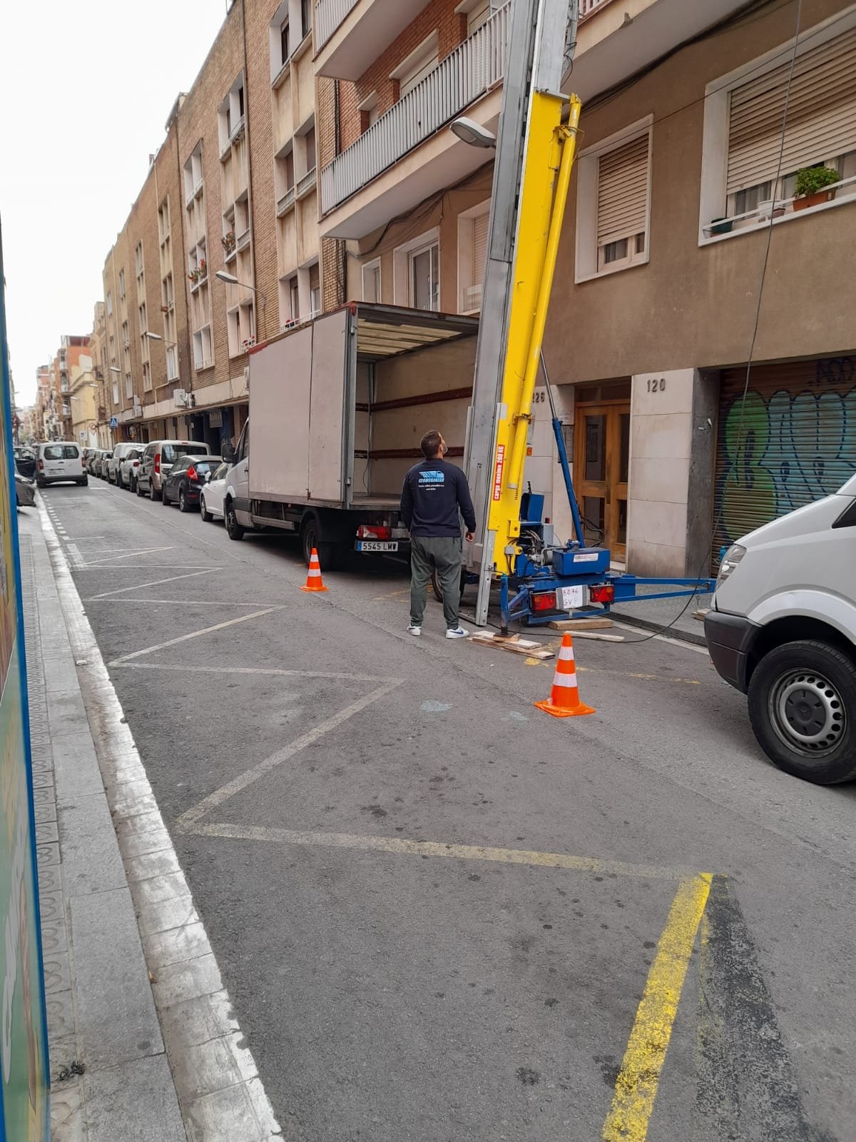 Lee más sobre el artículo Guía comparativa: mudanza local, nacional, internacional